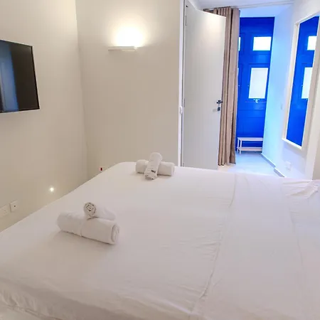 Sea Steps Apartamento La Valeta